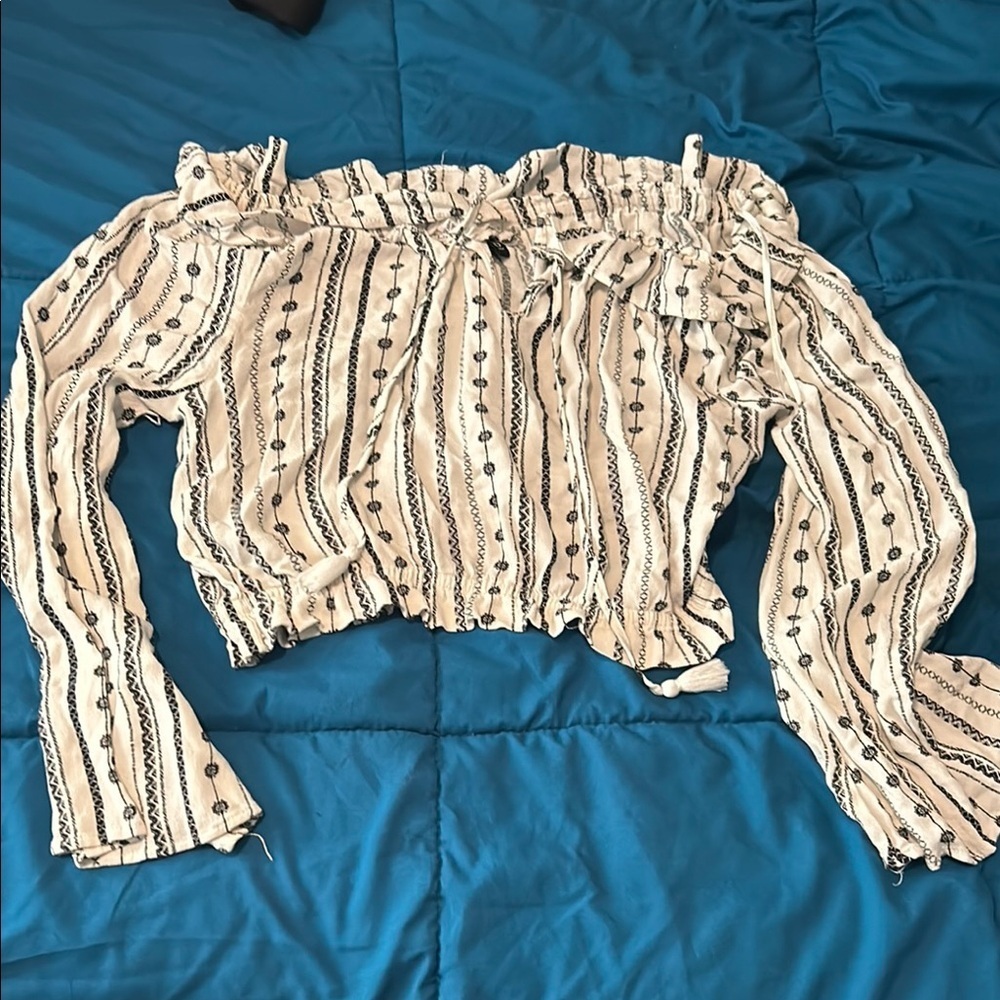 Divided Black and White Ruffled Crop Blouse